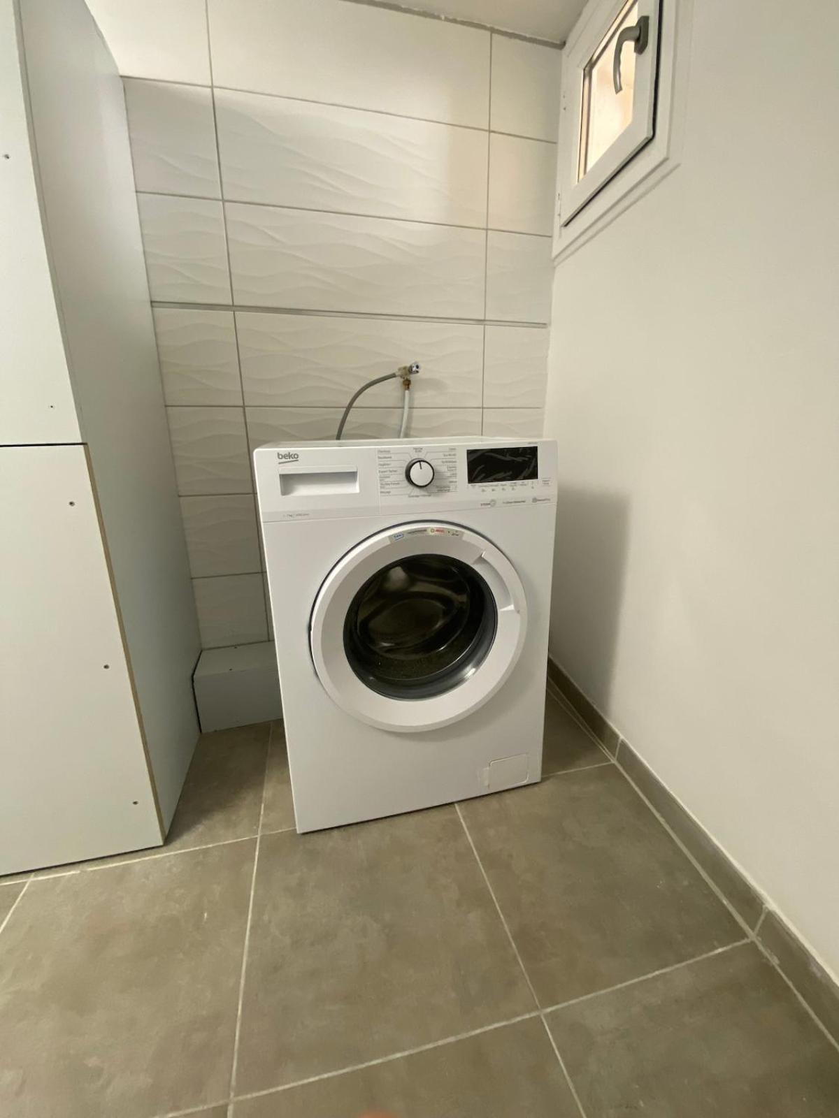Superbe Appartement Climatise Avec Patio Montpellier Dış mekan fotoğraf